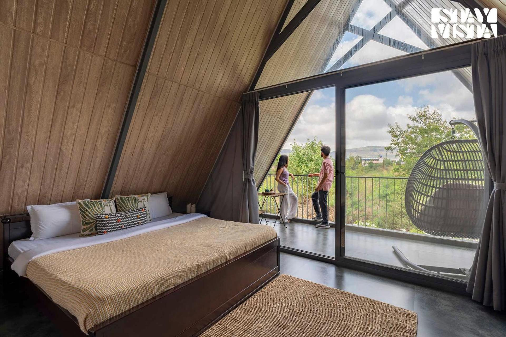 Stayvista'S Celeste Villa - Hill-View Retreat With Infinity Pool ناسيك المظهر الخارجي الصورة
