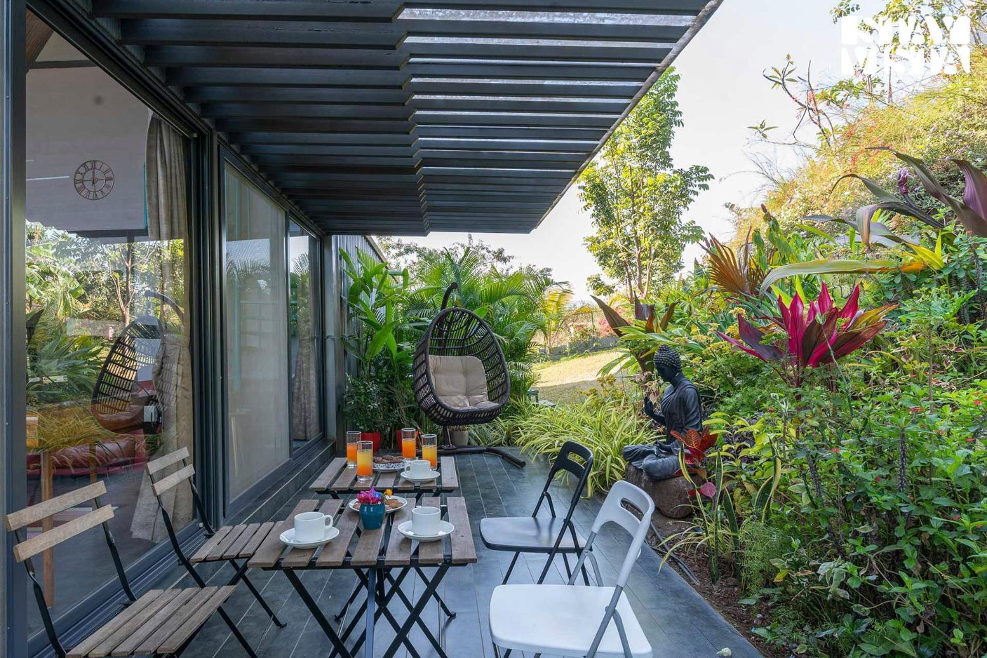 Stayvista'S Celeste Villa - Hill-View Retreat With Infinity Pool ناسيك المظهر الخارجي الصورة
